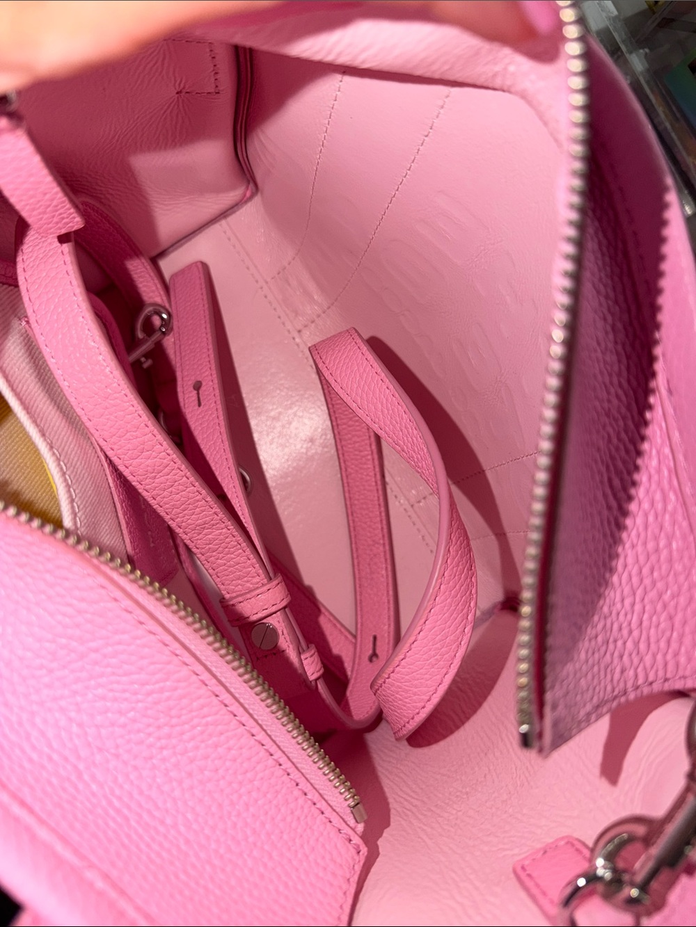 Marc Jacobs Small Tote Bag in Fluro Candy Pink - Picture 4 of 11